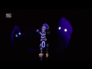 cool dance from a creepy glowing doll