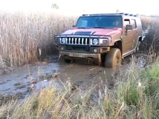 uaz and hummer